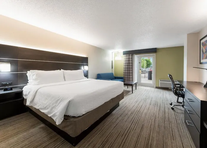 Express - Downtown By Ihg Hotel