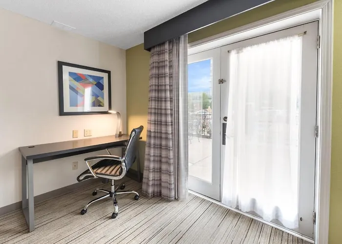Hotel Express - Downtown By Ihg