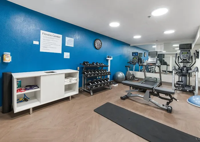 Express - Downtown By Ihg Hotel