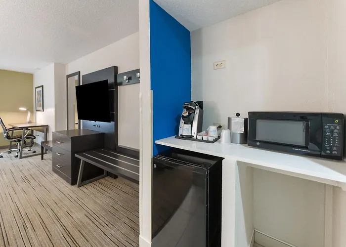Express - Downtown By Ihg Hotel 2*