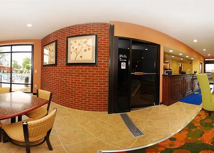 Express - Downtown By Ihg Hotel